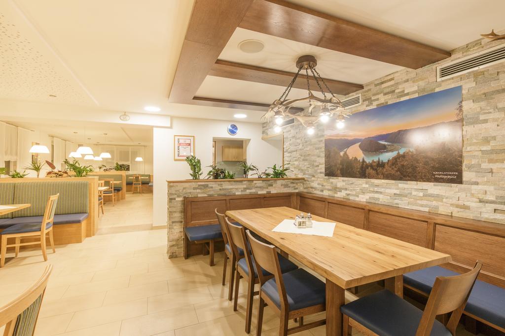 Gasthof-Pension Silvia Haibach ob der Donau Εξωτερικό φωτογραφία
